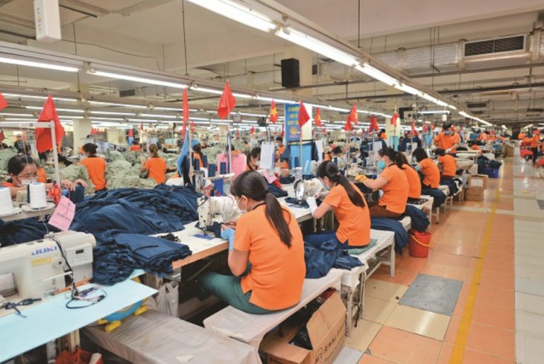 New Cloth Market - Exporters' First Choice